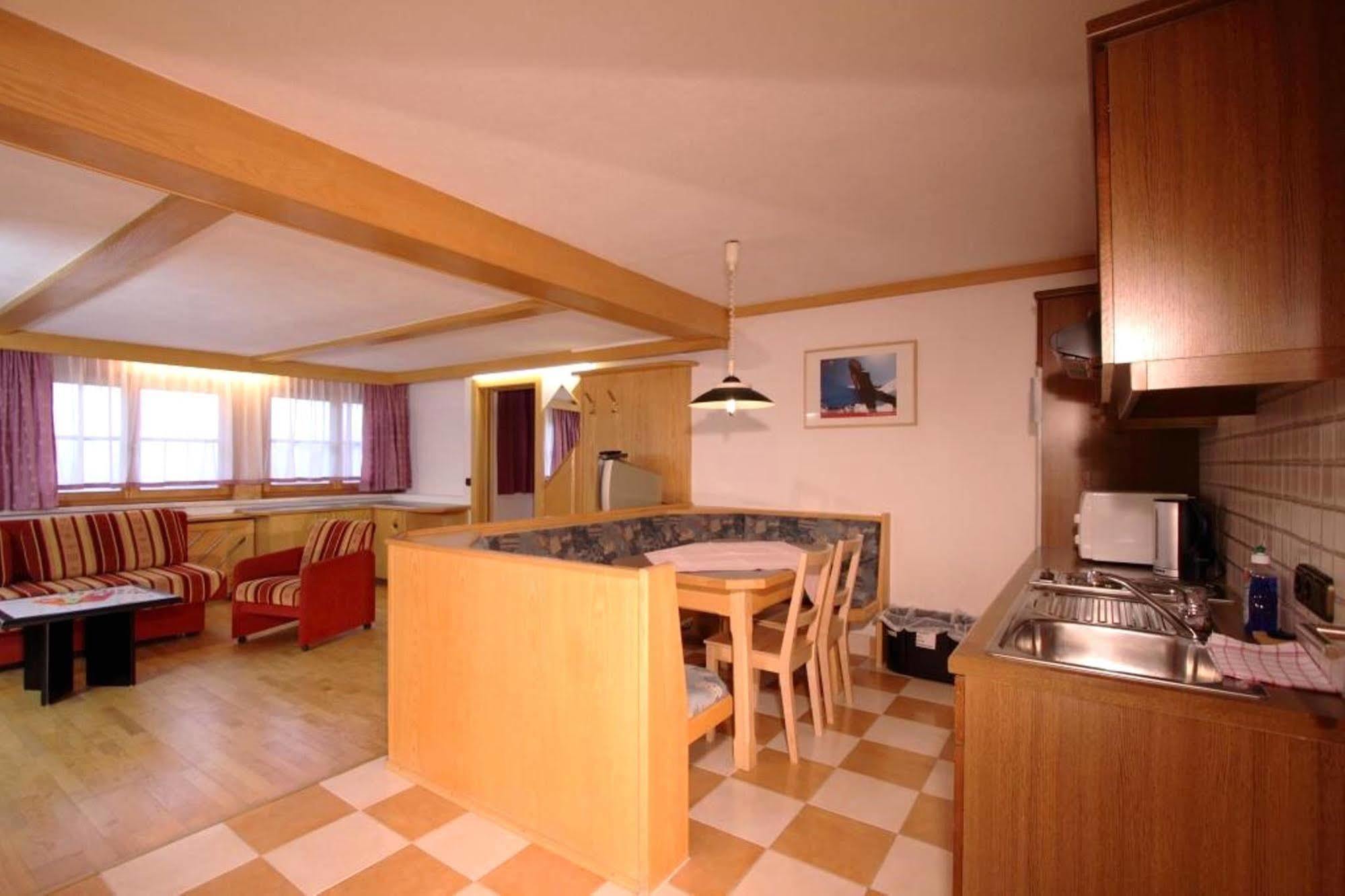 Landhaus Edelweiss Sankt Leonhard im Pitztal Exterior foto